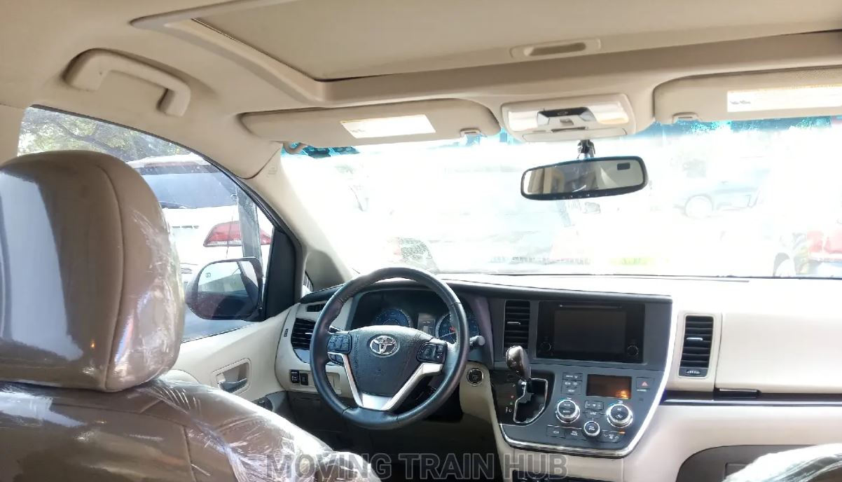 Toyota Sienna 2015 Foreign Used