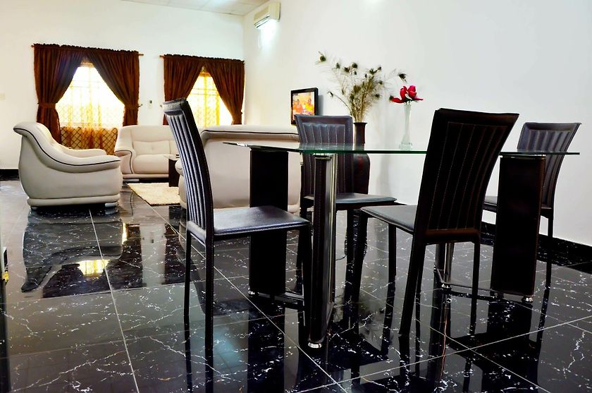 Lezsco Luxury Apartments