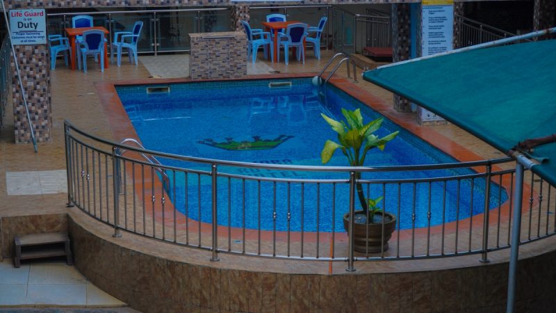 Omoba Royal Hotel