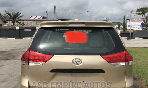 Toyota Sienna 2012 Foreign Used