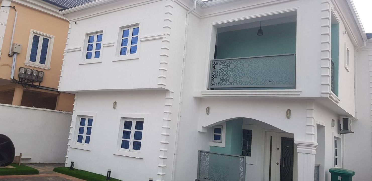 Chaman Properties