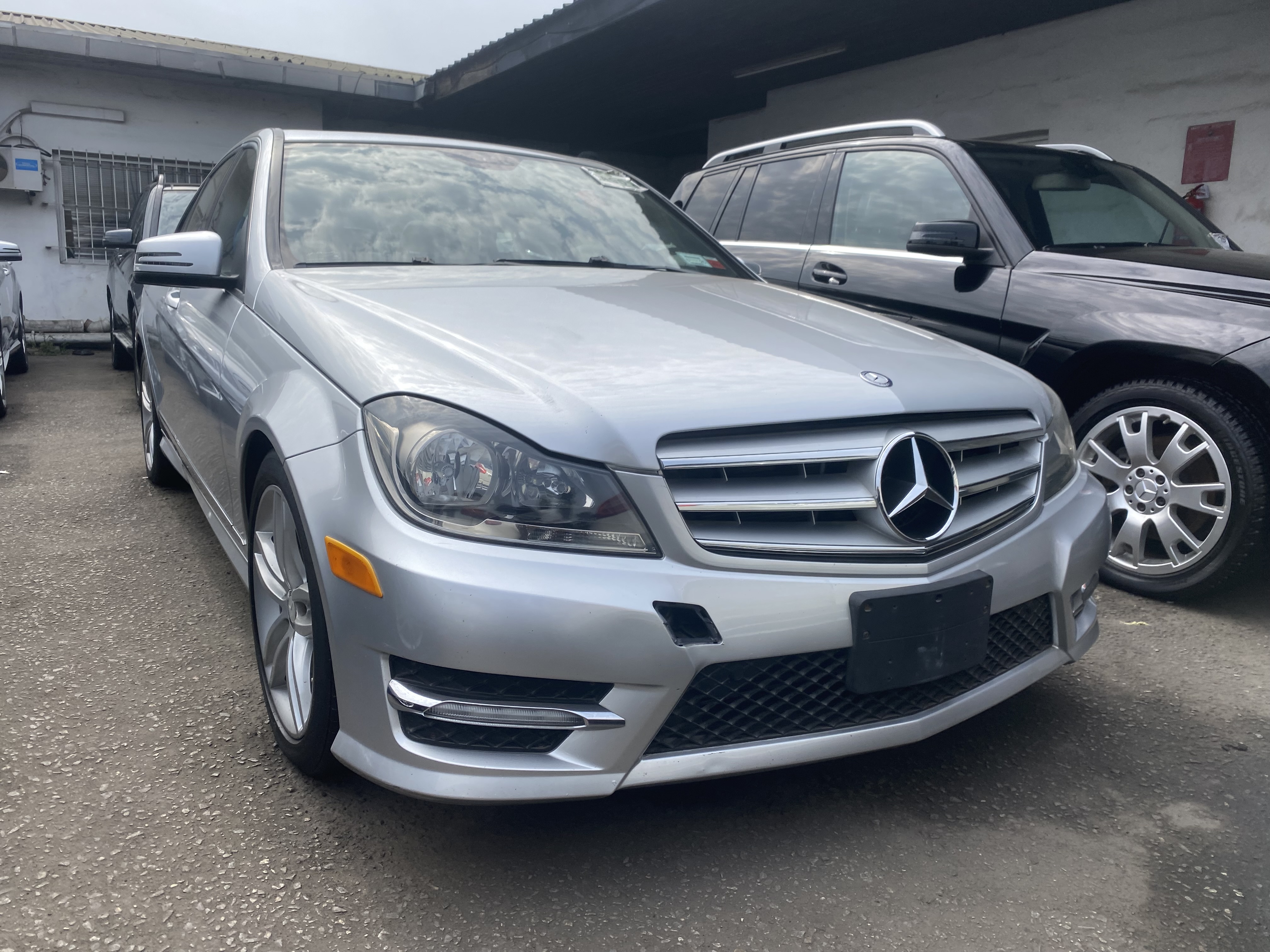 Foreign Used 2012 Mercedes Benz C300