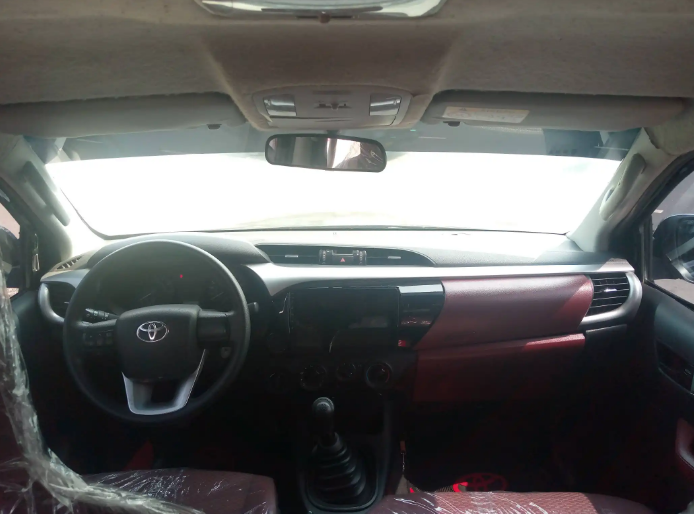 Toyota Hilux 2018 Locally used