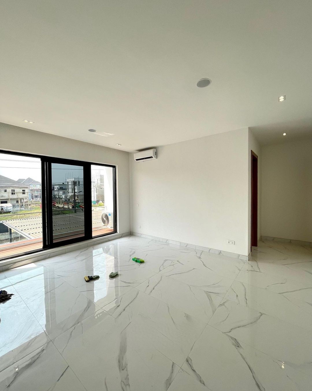 Oparah Realty