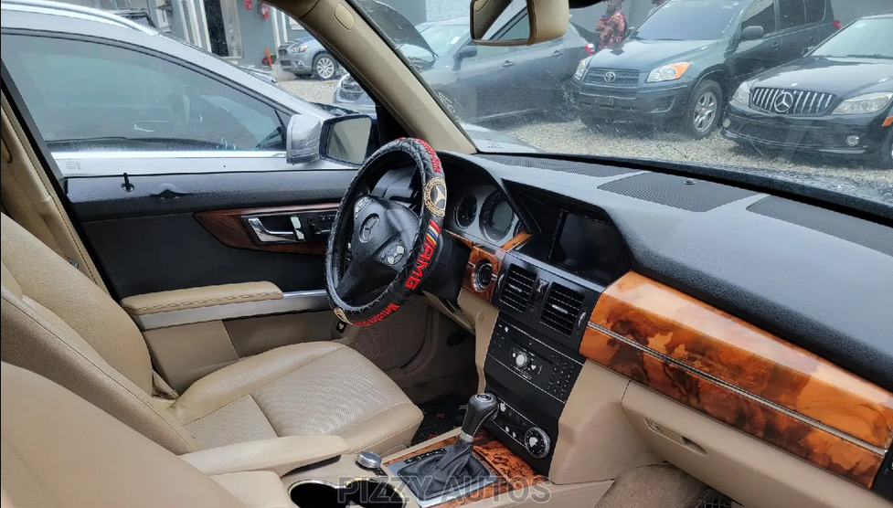 Mercedes-Benz C300 2010 Nigerian Used
