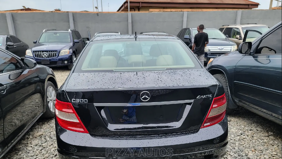 Mercedes-Benz C300 2010 Nigerian Used